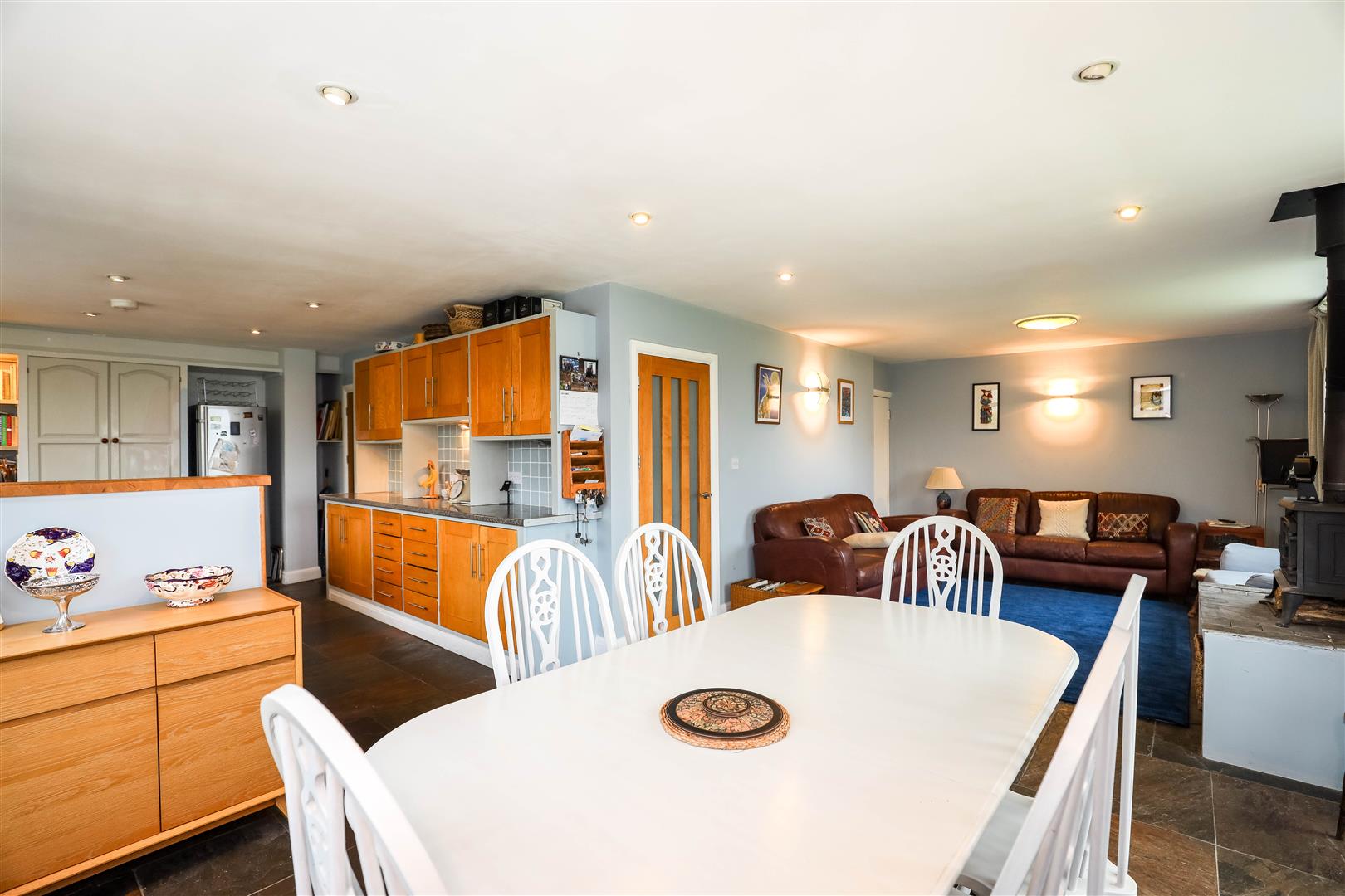 Watts & Nash, Cowbridge, Vale Of CF71 7NS